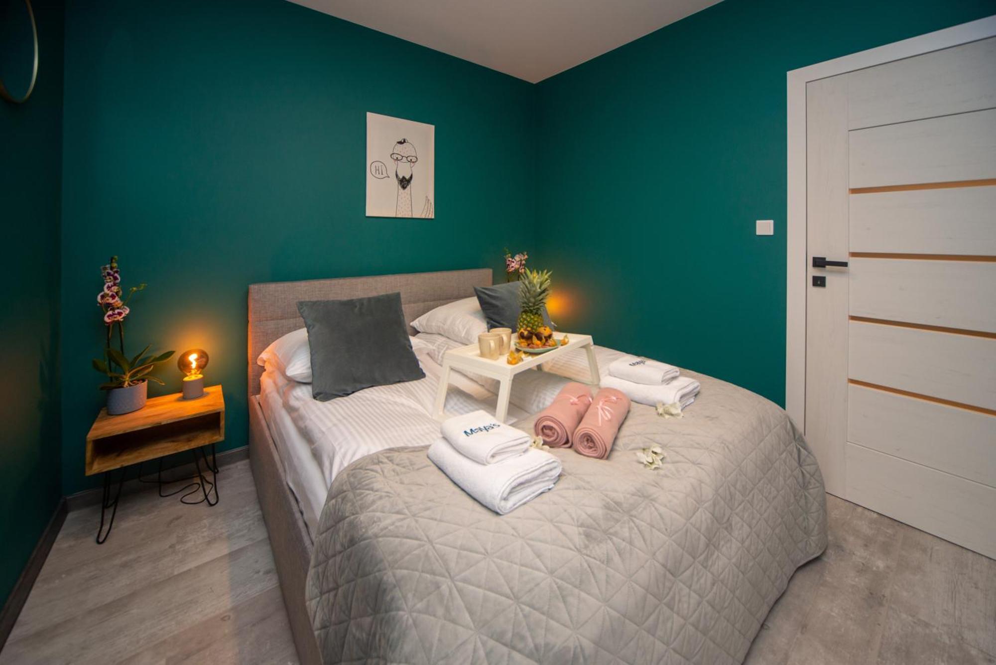 Premium 4 Apartment
